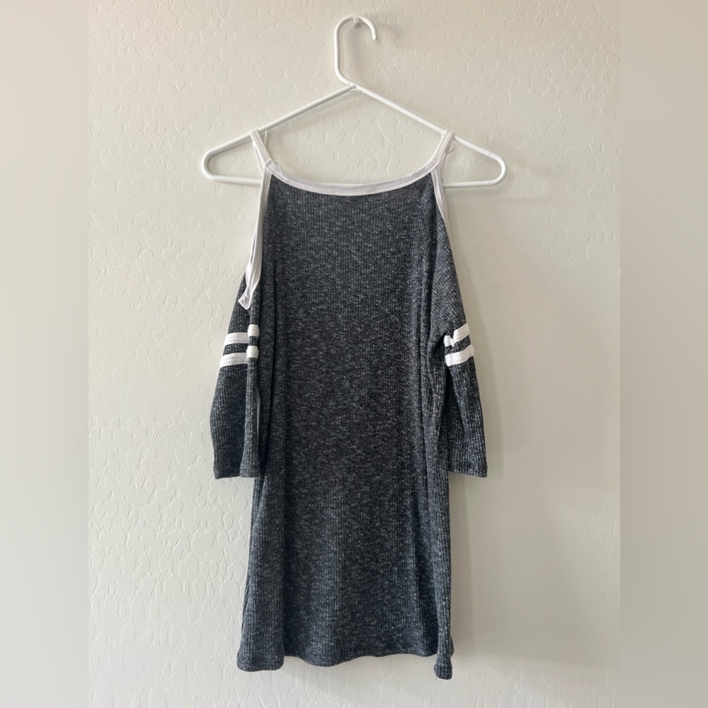 Cold Shoulder Top - Picture 2 of 2
